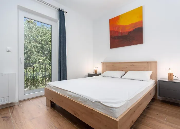 Small Village * Brusici